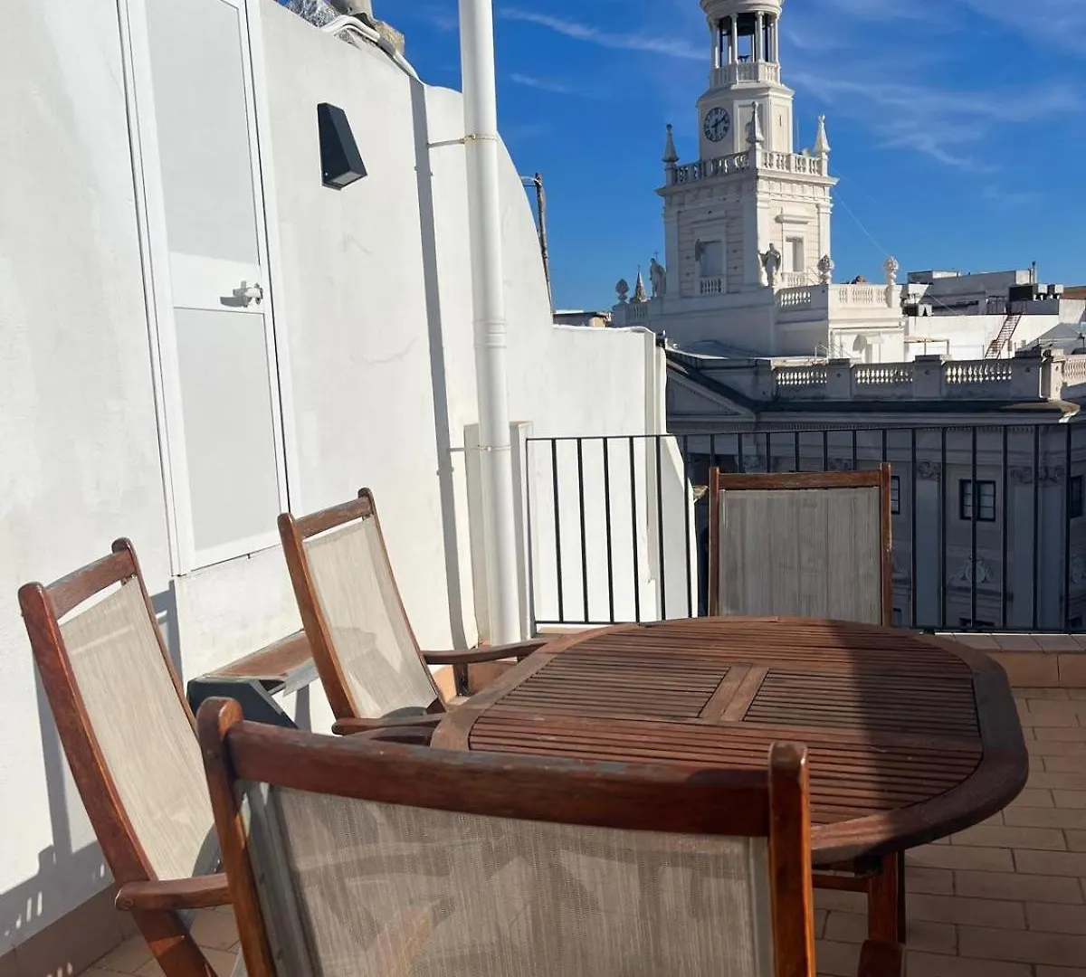 Apartamento The Traveller's house El Bastinazo con Terraza Privada Cádiz
