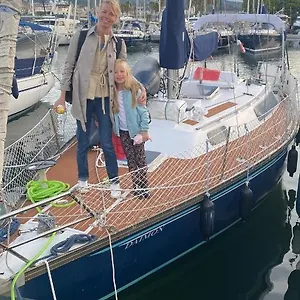  Bateau-hôtel Welcome Aboard Yacht Cruiser! Espagne